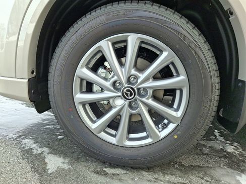 New 2025 MAZDA CX-5 AWD 2.5 S w/ Select Package image 4