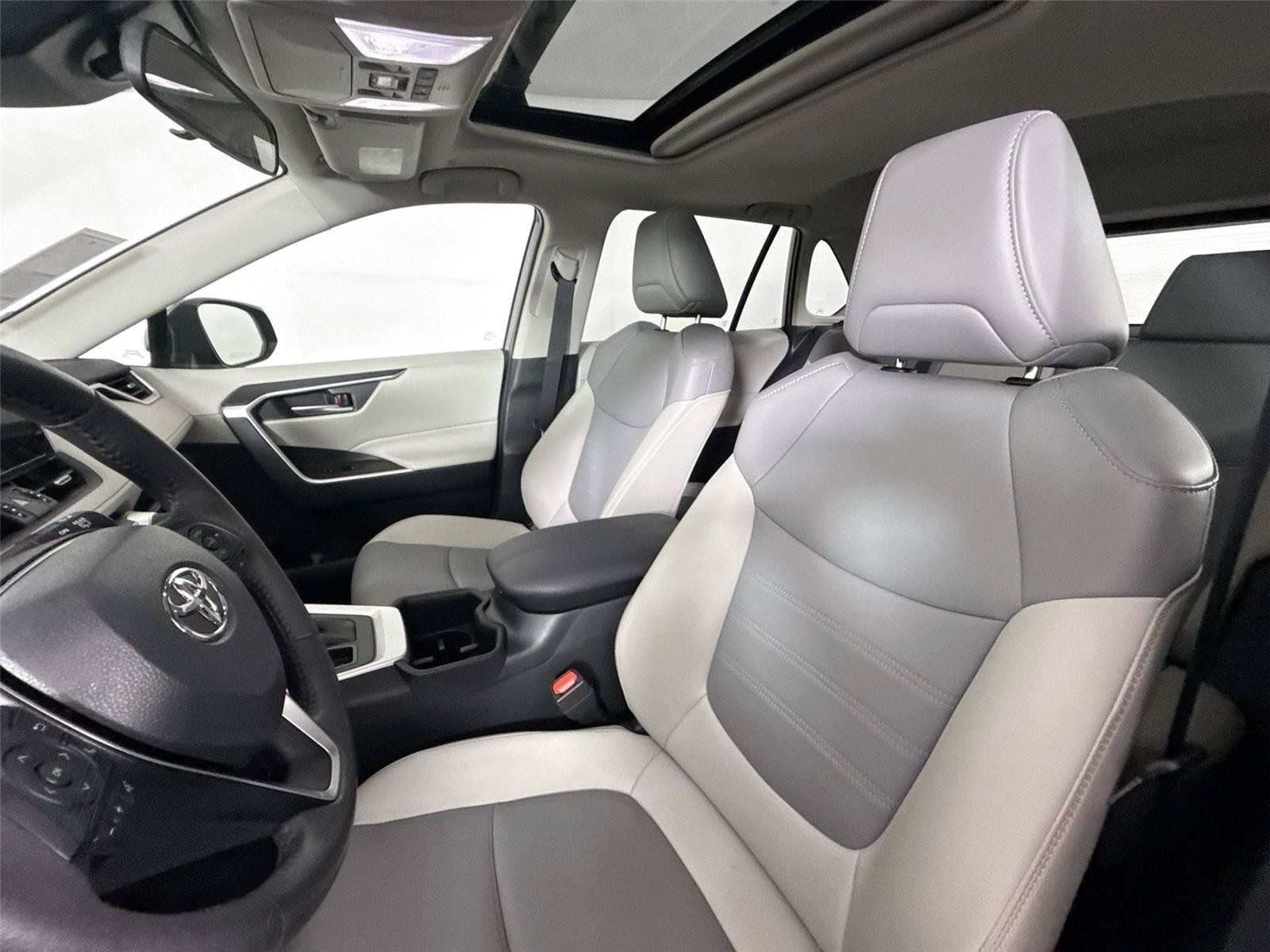 Certified 2025 Toyota RAV4 XLE Premium FWD image 3