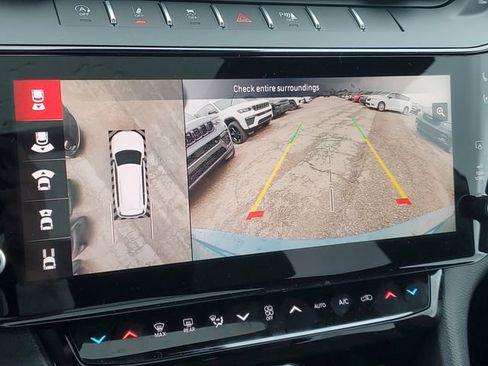New 2026 Jeep Grand Cherokee L Limited AWD/4WD image 28