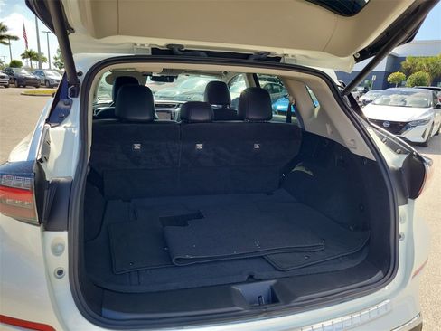 Used 2024 Nissan Murano SL image 14
