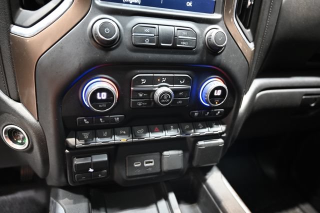 Used 2022 Chevrolet Silverado 2500 High Country w/ Technology Package AWD/4WD image 20