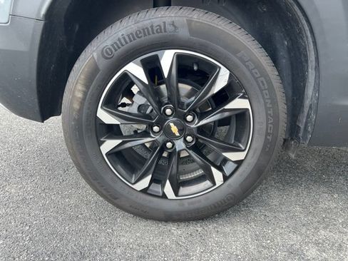 Used 2023 Chevrolet TrailBlazer LT w/ Convenience Package AWD/4WD image 16