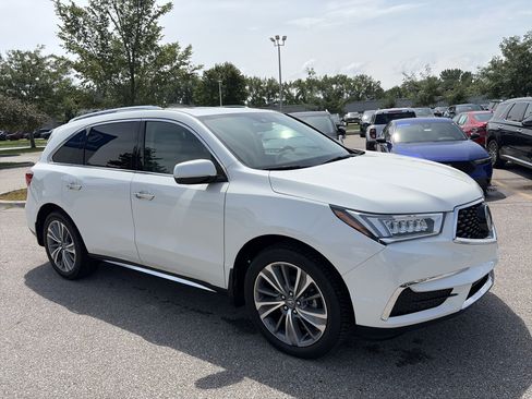 Used 2017 Acura MDX FWD w/ Technology Package image 3