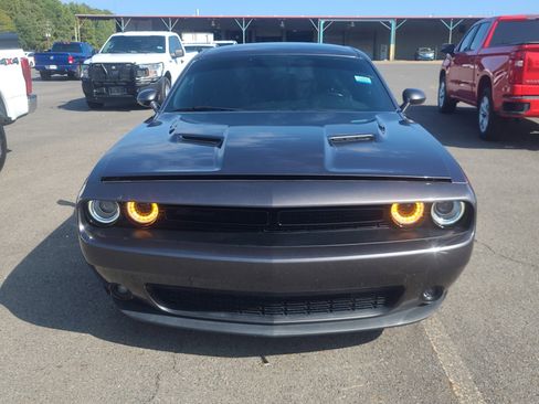 Used 2021 Dodge Challenger SXT w/ Blacktop Package image 2