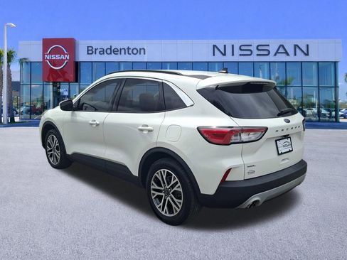 Used 2021 Ford Escape SEL w/ Technology Package FWD image 7