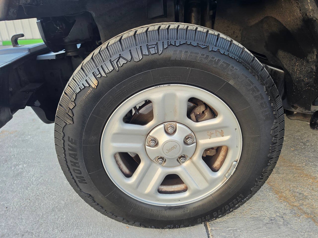 Used 2013 Jeep Wrangler Sport AWD/4WD image 46