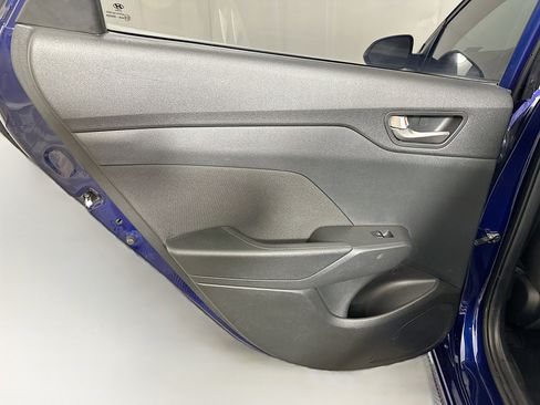 Used 2022 Hyundai Accent SE image 23