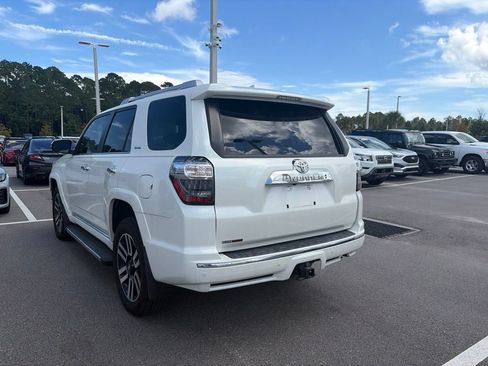 Used 2023 Toyota 4Runner Limited AWD/4WD image 3