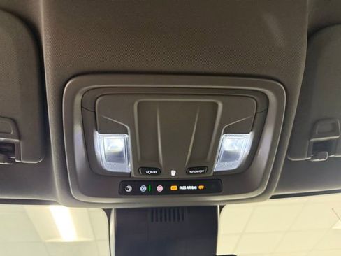 New 2026 GMC Sierra 1500 Elevation image 20