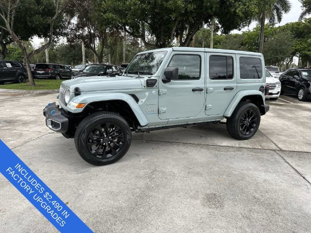 Used 2024 Jeep Wrangler Unlimited Sahara AWD/4WD image 31