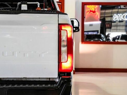 Used 2024 Ford F250 XL image 37