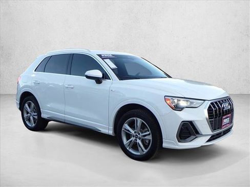 Used 2021 Audi Q3 2.0T Premium w/ Convenience Package image 5