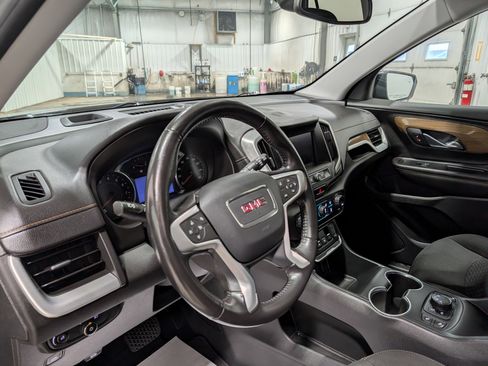 Used 2020 GMC Terrain SLE w/ Driver Convenience Package AWD/4WD image 14