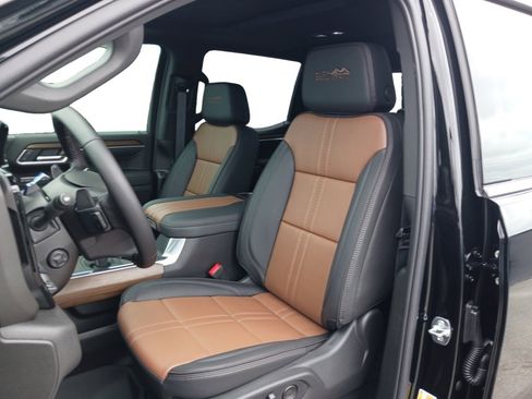 New 2026 Chevrolet Silverado 1500 High Country w/ High Country Premium Package image 12