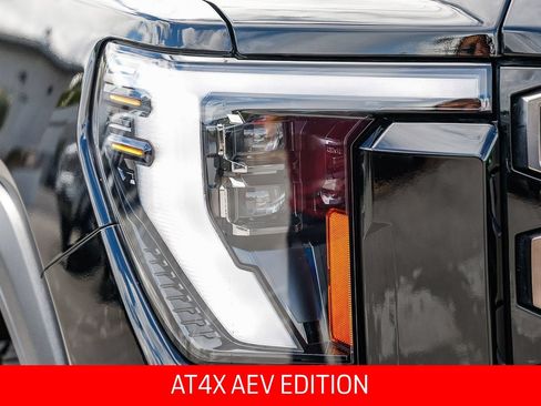 Used 2025 GMC Sierra 2500 AT4X w/ AT4X AEV Edition AWD/4WD image 8