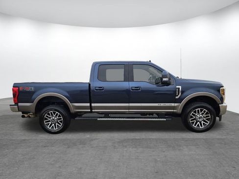 Used 2019 Ford F250 Lariat w/ Lariat Ultimate Package image 3