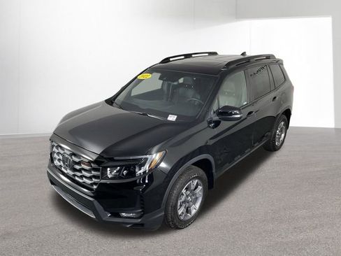 Used 2022 Honda Passport TrailSport image 42