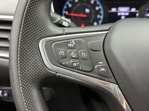 Used 2022 Chevrolet Equinox LS image 19