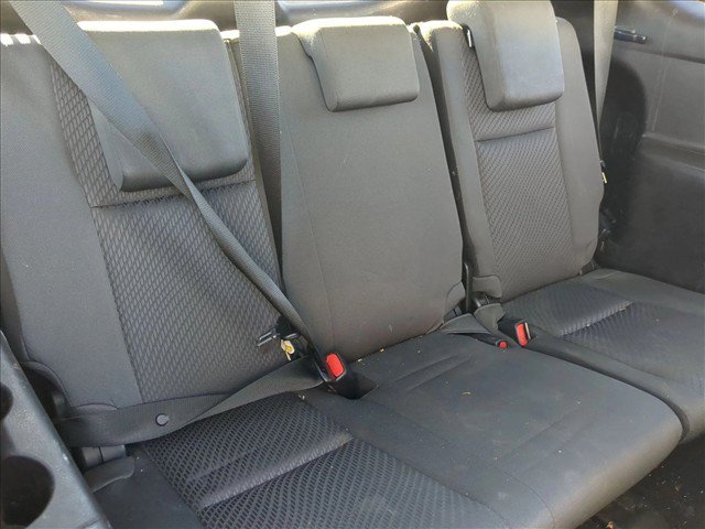 Used 2018 Toyota Highlander LE w/ Carpet Mat Package (TMS) FWD image 19