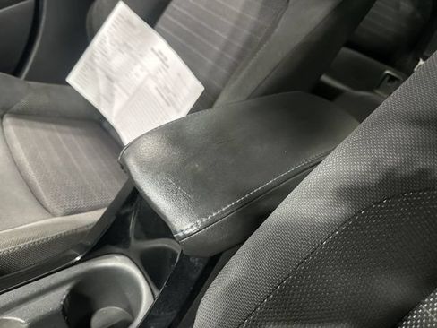Used 2021 Toyota Corolla SE FWD image 28