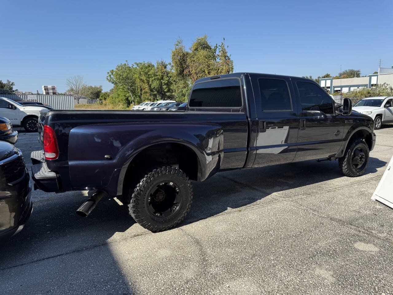 Used 1999 Ford F350 4x4 Crew Cab DRW Super Duty image 9