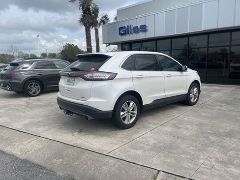 Used 2017 Ford Edge SEL w/ Equipment Group 201A image 4