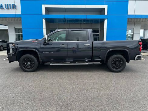 Used 2024 Chevrolet Silverado 2500 LTZ w/ LTZ Convenience Package AWD/4WD image 4