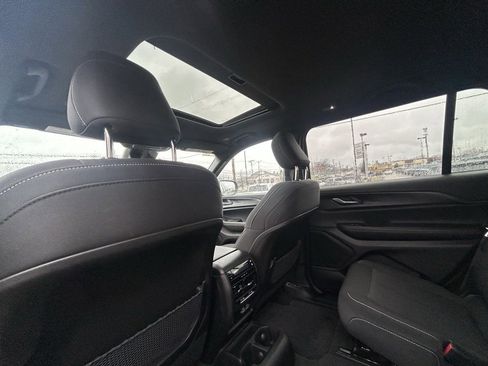 Used 2025 Jeep Grand Cherokee L Laredo w/ Luxury Tech Group I image 29