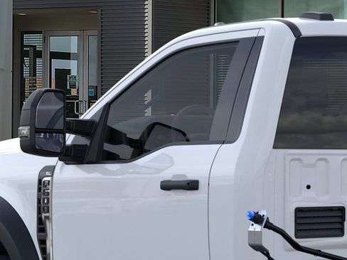 New 2026 Ford F600 4x4 Regular Cab Super Duty w/ XL Chrome Package image 20