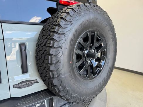 Used 2024 Ford Bronco Raptor AWD/4WD image 34