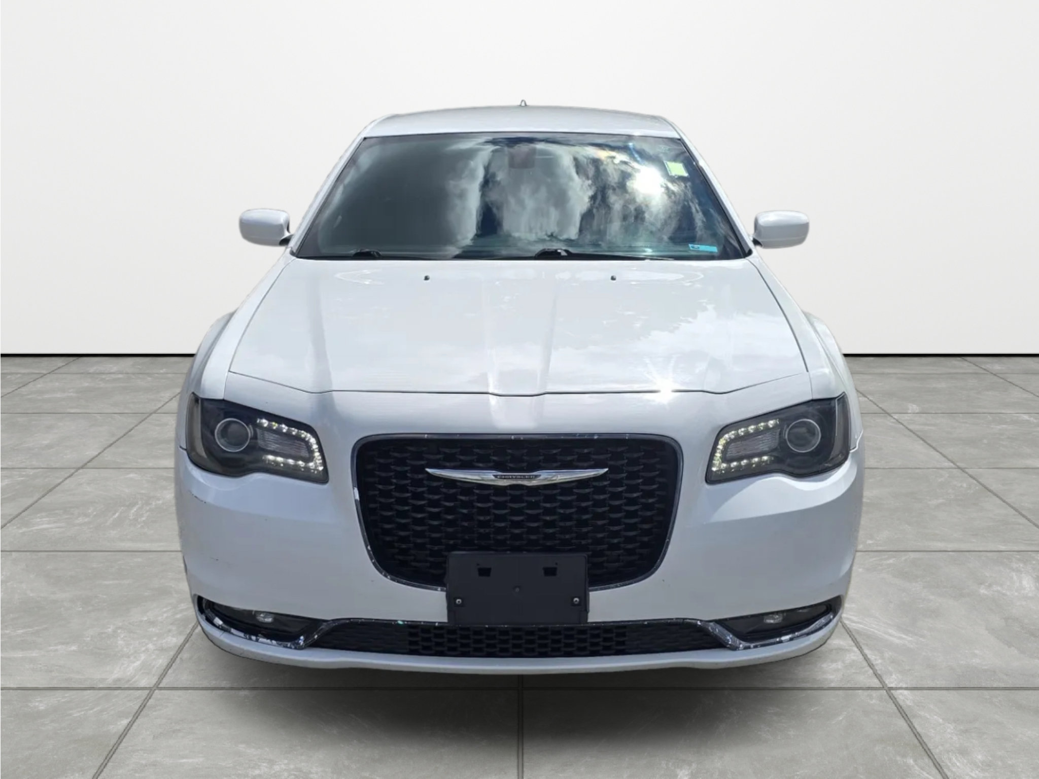 Used 2019 Chrysler 300 S RWD image 9