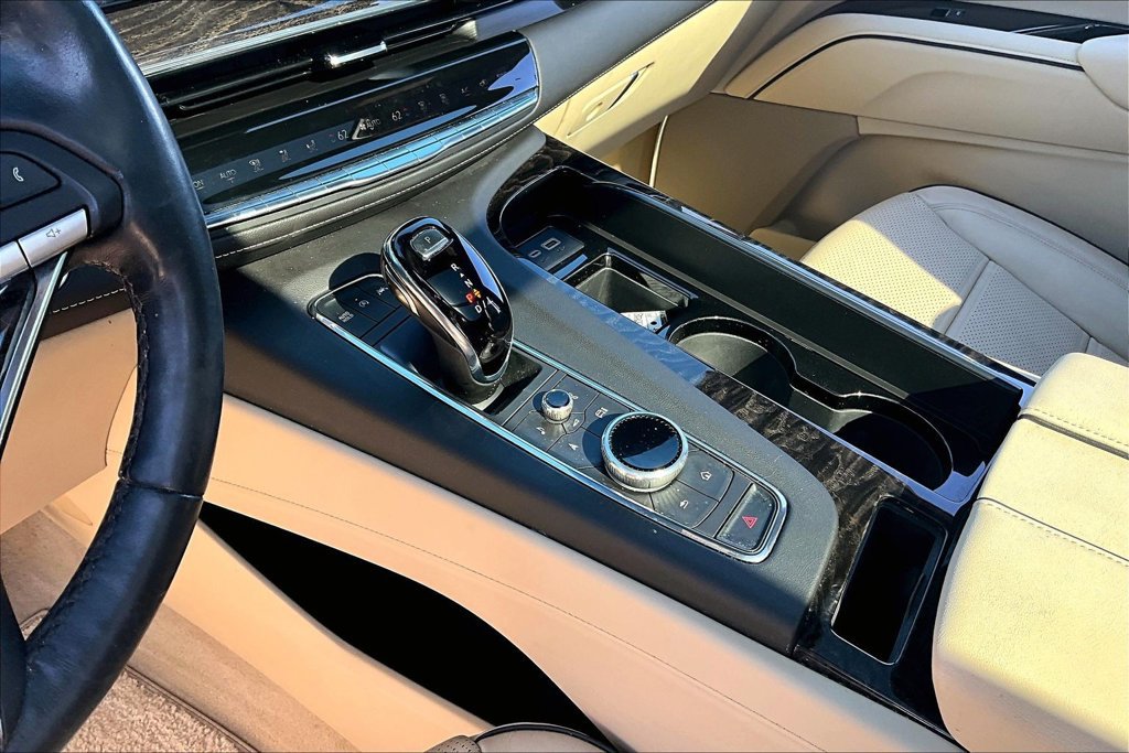 Used 2023 Cadillac Escalade ESV Premium Luxury w/ LPO, Floor Liner Package AWD/4WD image 14