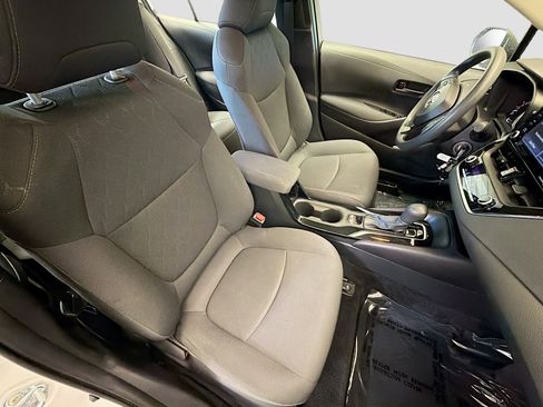 Used 2022 Toyota Corolla LE image 16