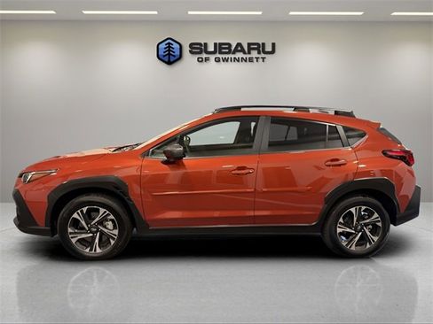 Certified 2025 Subaru Crosstrek 2.0i Premium image 2