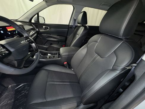 New 2026 Kia Sorento EX image 13