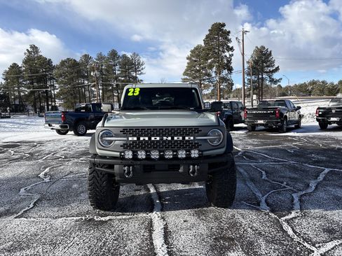 Used 2023 Ford Bronco Badlands image 4