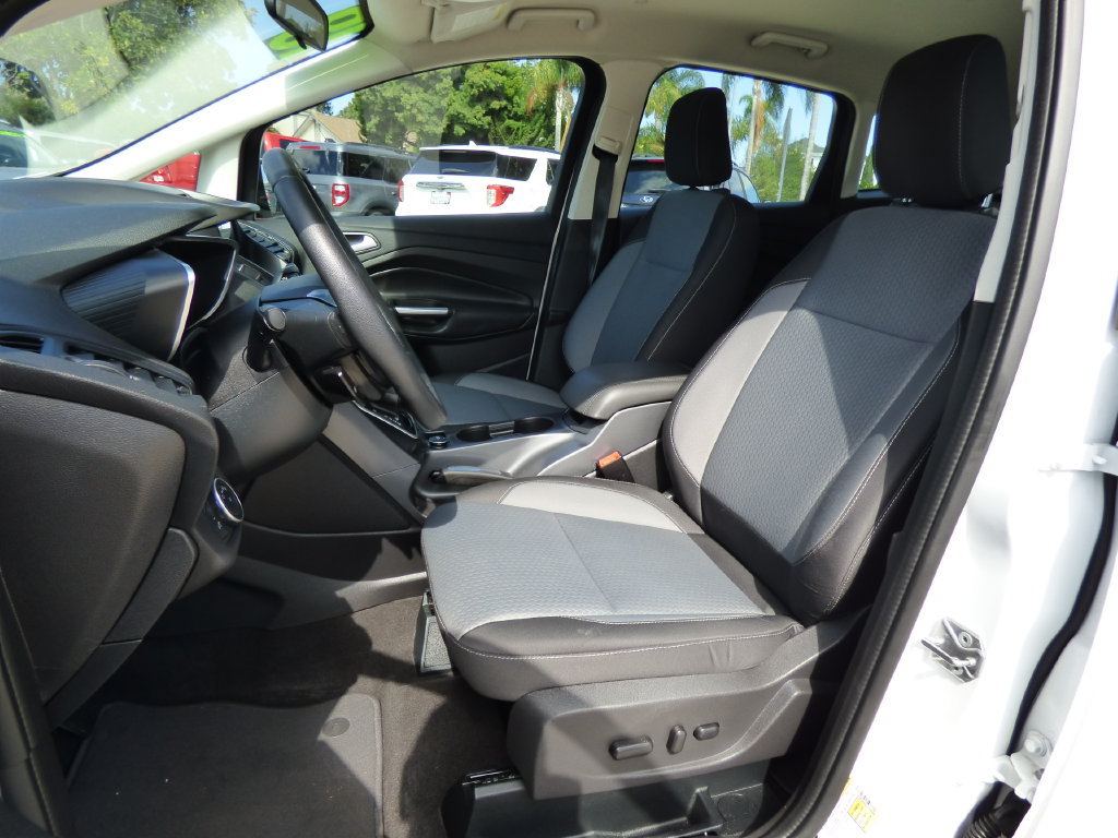 Used 2018 Ford C-MAX SE w/ Equipment Group 201A FWD image 23
