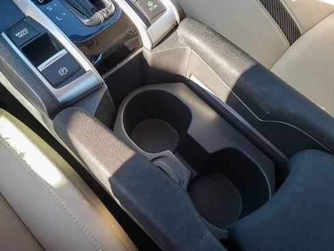 Used 2018 Honda Civic EX image 13