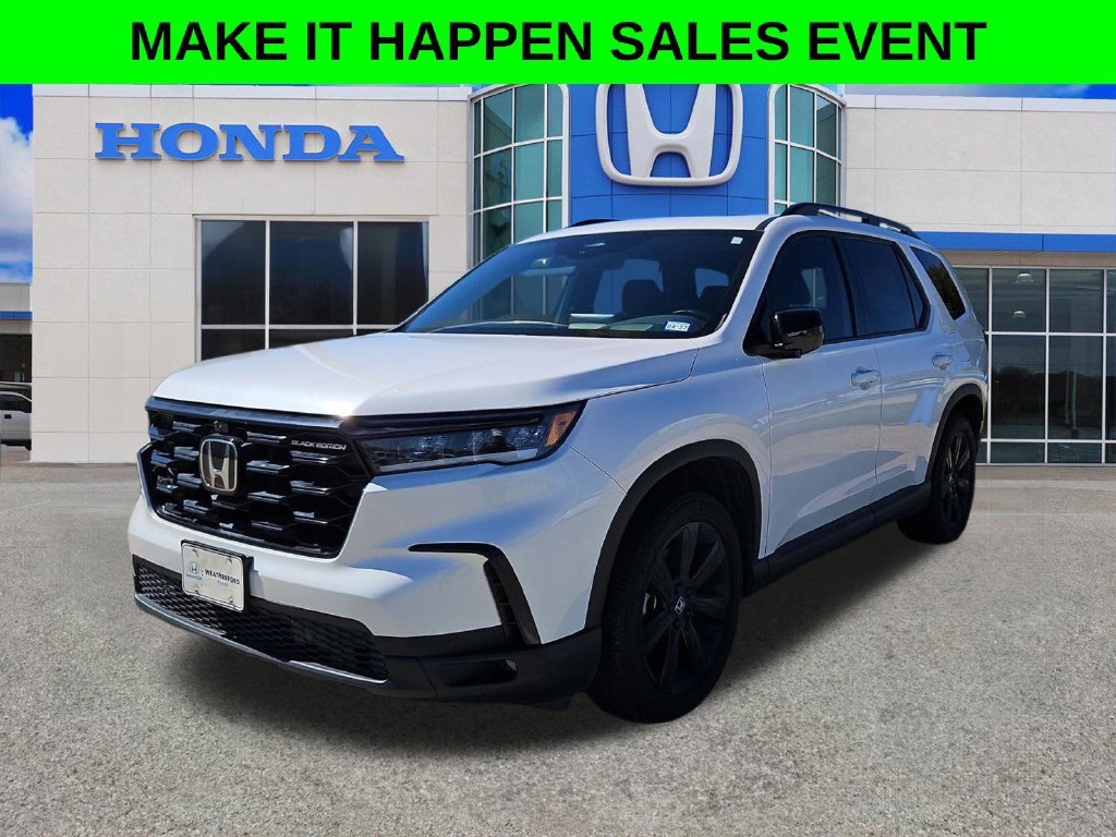 Used 2025 Honda Pilot Black Edition image 4
