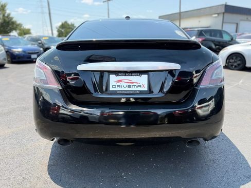 Used 2014 Nissan Maxima 3.5 SV w/ Sport Package FWD image 3