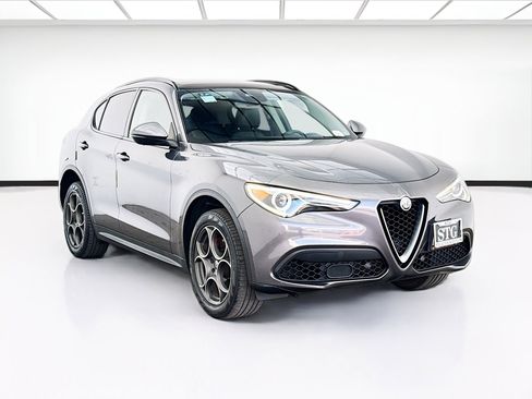 Used 2019 Alfa Romeo Stelvio Sport w/ Quick Order Package 22K Sport image 3