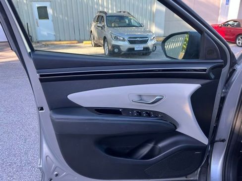 Used 2022 Hyundai Tucson SEL w/ Convenience + Premium Package FWD image 13