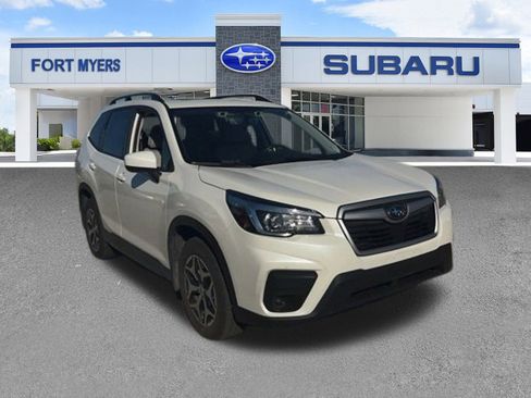 Used 2019 Subaru Forester Premium image 6