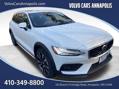 New 2026 Volvo V60 B5 Cross Country Ultra w/ Climate Package
