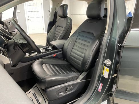 Used 2015 Ford Edge SEL w/ Equipment Group 201A image 10