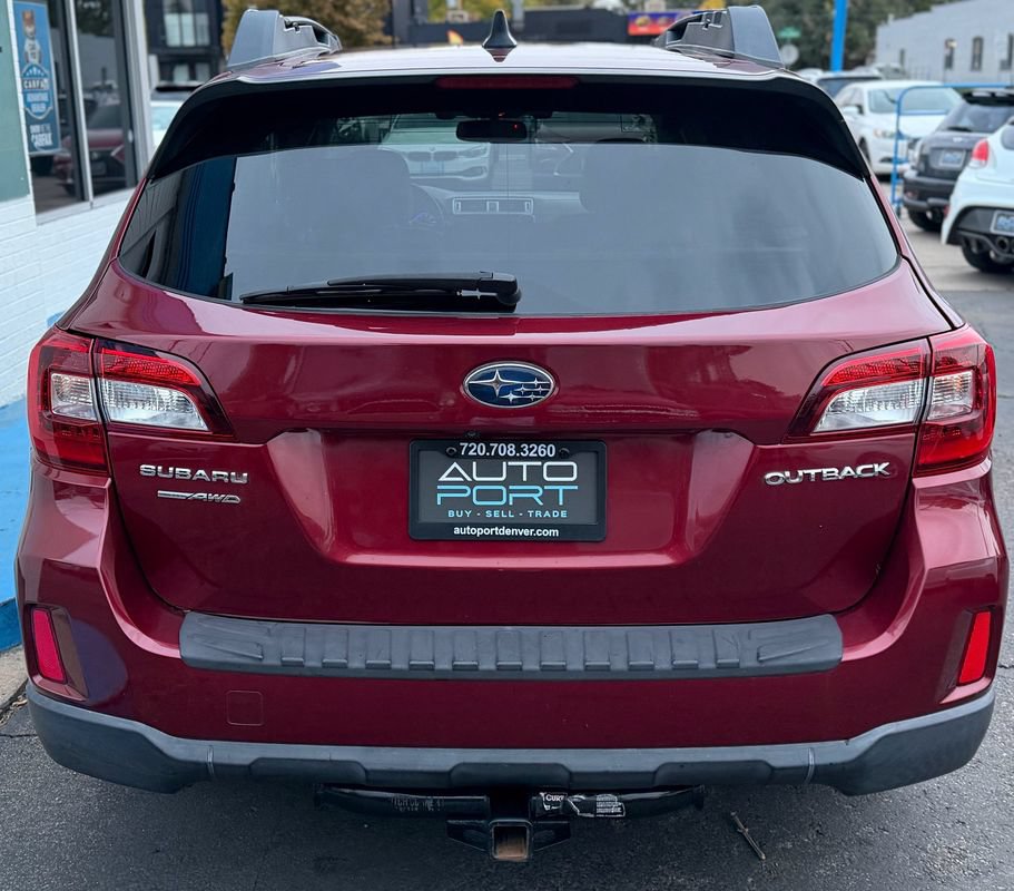 Used 2016 Subaru Outback 2.5i Limited AWD/4WD image 4