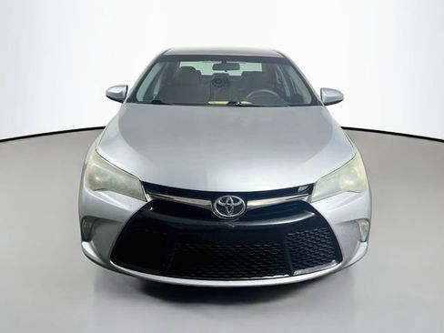 Used 2015 Toyota Camry XSE FWD image 2