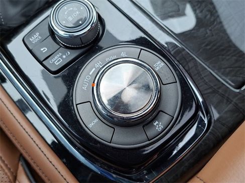 Used 2021 INFINITI QX80 Sensory w/ All-Season Package image 19