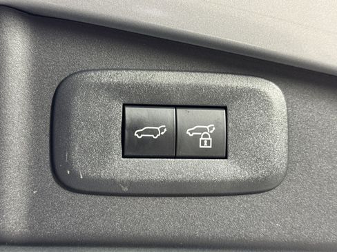 Used 2025 Lexus RZ 300e w/ Accessory Package (2T) FWD image 66