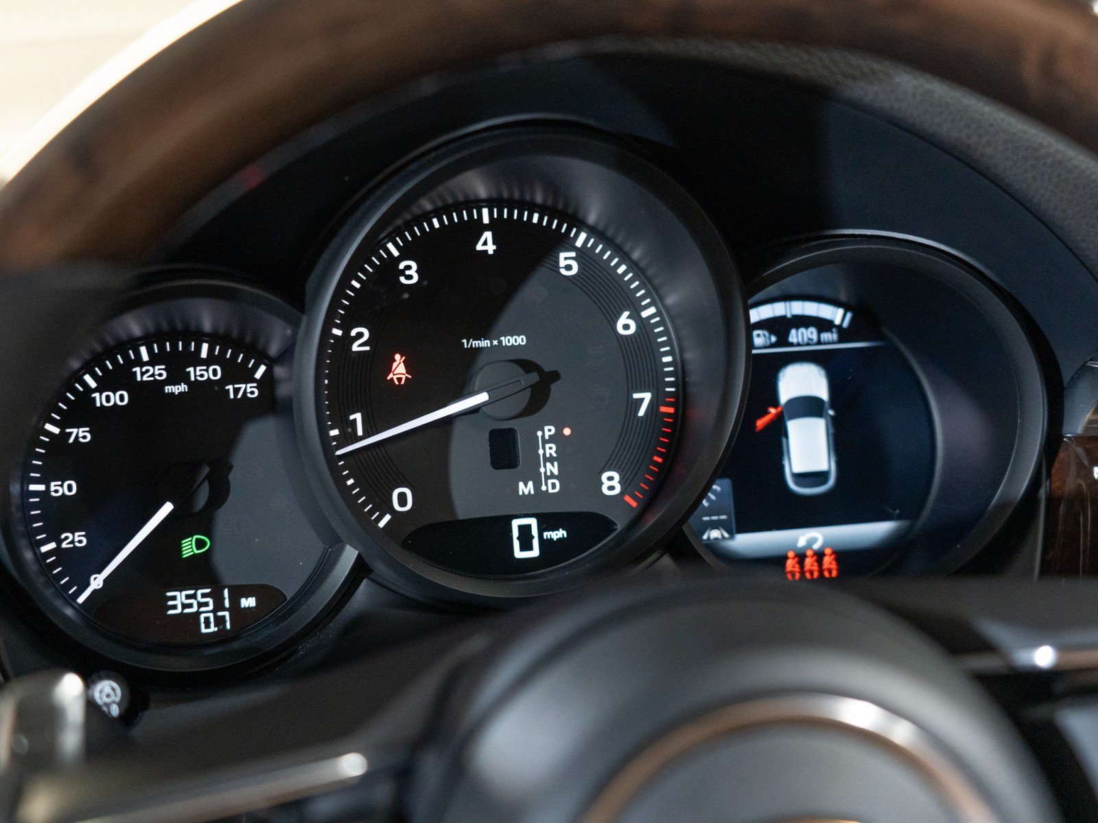 Certified 2026 Porsche Macan AWD/4WD image 19